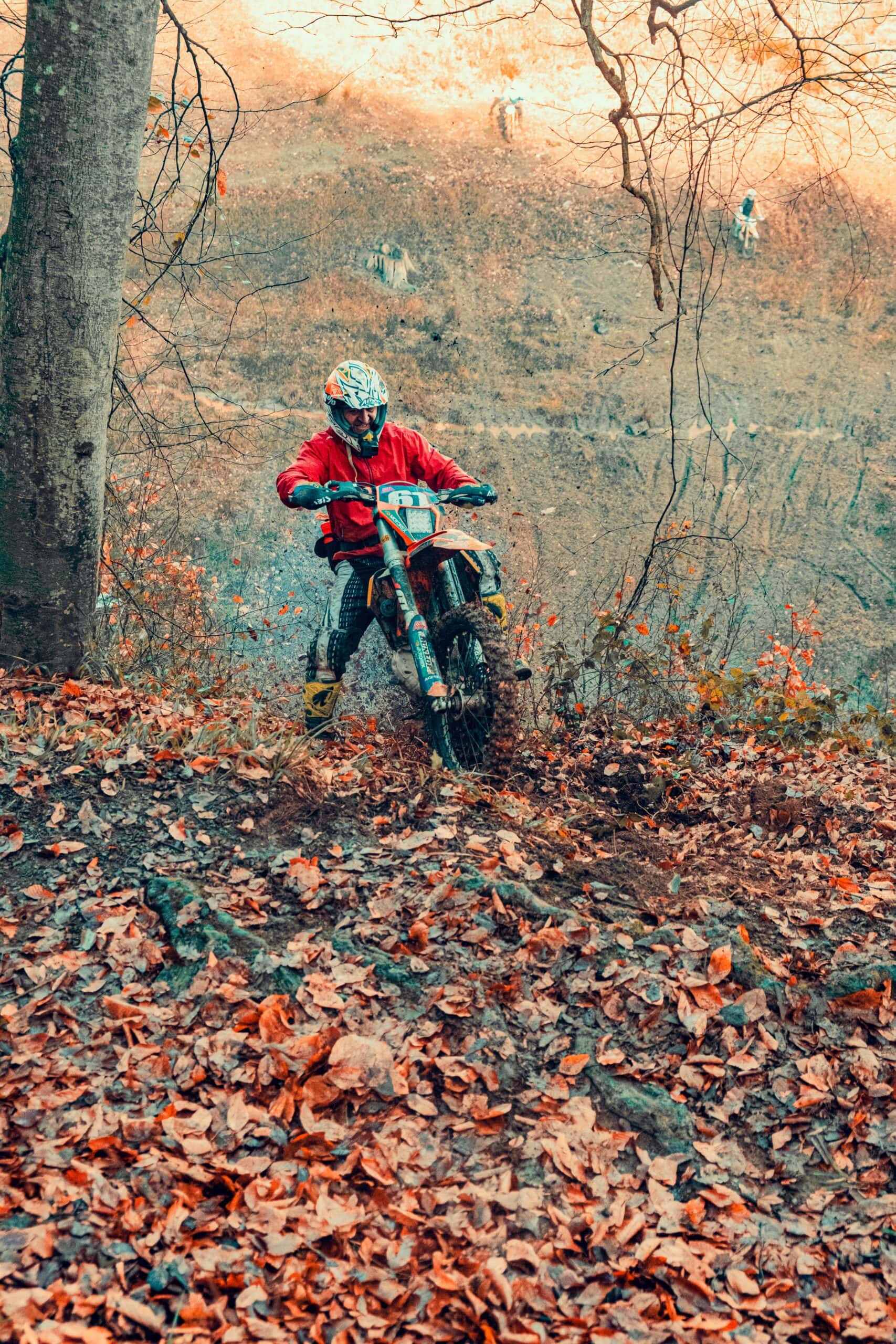 Hard Enduro Motocross Hillclimb Fahrtechnik Fußposition Fußraster